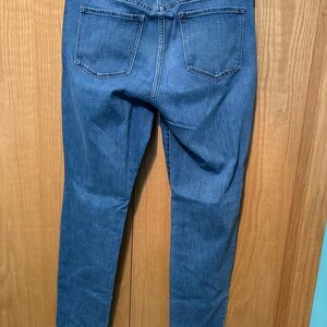Old Navy Women's Straight Leg Blue Jeans